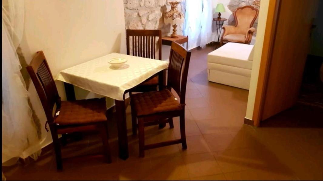 Apartment Beatrice. 10Mt To The Beach :) Rovinj Extérieur photo
